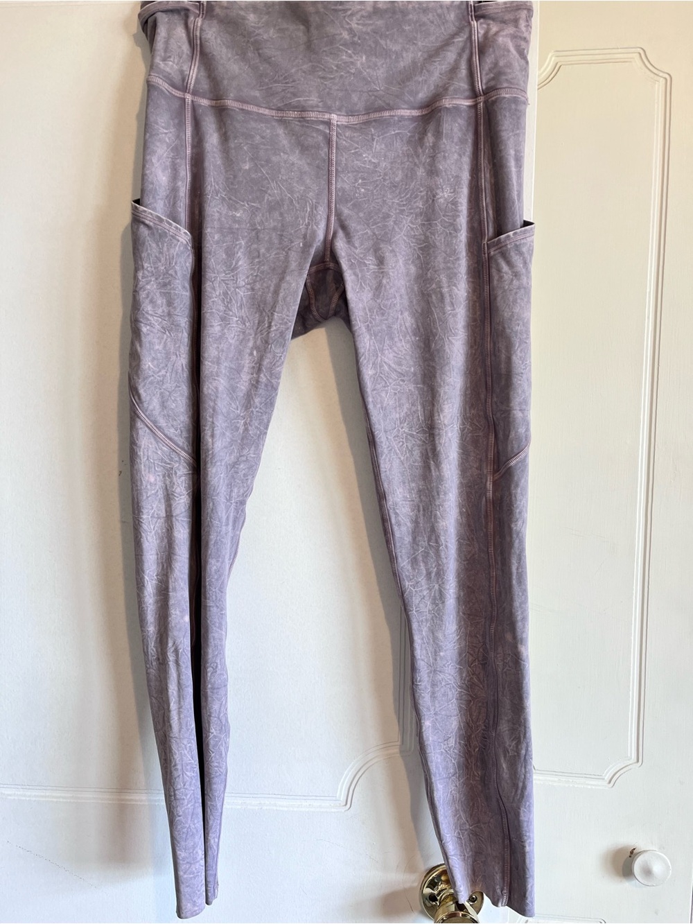 lululemon athletica Mauve/Purple High-Rise Leggings with Side Pockets